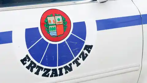 Imagen 1 de La Ertzanza investiga el hallazgo del cadáver de una mujer en su vivienda de Barakaldo