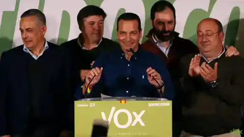 Imagen 1 de Óscar Fernández, tras el ascenso de Vox, avisa a Guardiola: "Vamos a defender lo mismo que ayer"