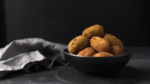 Imagen 1 de Croquetas de morcilla y pera, una receta fácil, deliciosa y barata que siempre triunfa