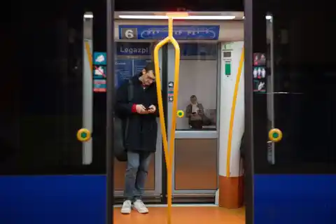 Imagen 1 de La línea 6 de Metro de Madrid recupera la totalidad del servicio