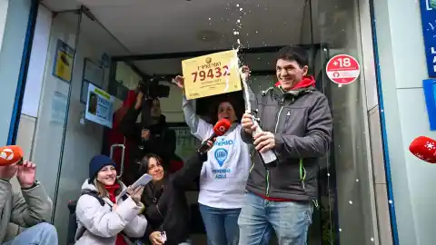 Imagen 1 de ¿Han acertado los videntes el Gordo de la Lotería de Navidad 2025?