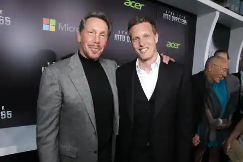 Imagen 1 de Larry Ellison ofrece una garantía personal de 40.400 millones de dólares para reforzar la opa de Paramount sobre Warner Bros