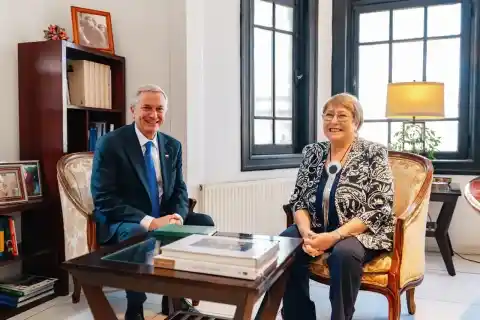 Imagen 1 de Kast, tras su encuentro con Bachelet: “Necesitamos toda la experiencia de ella como expresidenta”