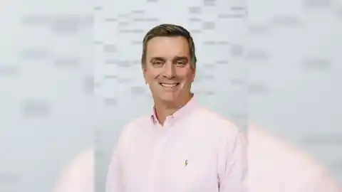 Imagen 1 de Amazon alerta: "Durante esta época navideña solemos ver un aumento de las estafas de suplantación de marca"