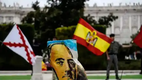 Imagen 1 de Franco en exceso