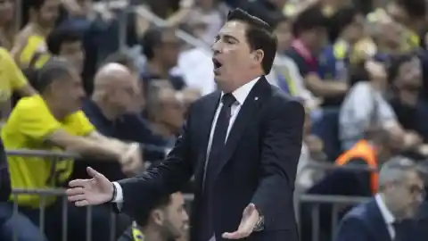 Imagen 1 de Jasikevicius frena al Barça de Pascual con un final polémico