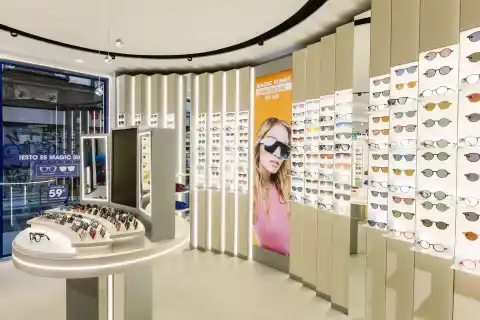 Imagen 1 de Alain Afflelou agudiza el oído: “Si las ventas van bien, todo va bien”