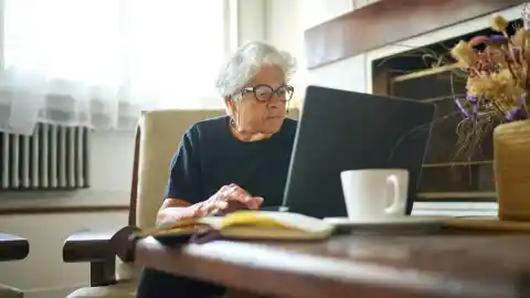 Imagen 1 de ¿Quién compra una vivienda que no puede disfrutar? Los expertos revelan quien está detrás de la nuda propiedad