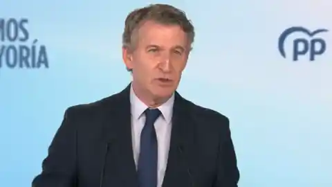 Imagen 1 de Feijóo remite a la jueza sus 'whatsapps' con Mazón el día de la DANA y pide declarar por vía telemática el 9 de enero