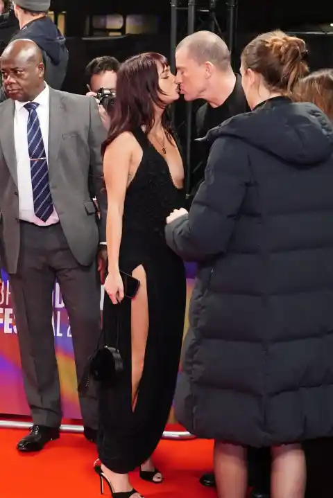 Imagen 1 de Las nuevas parejas de famosos de 2025: las que nadie vio venir, las que se han hecho oficiales y las que no aguantaron ni el año