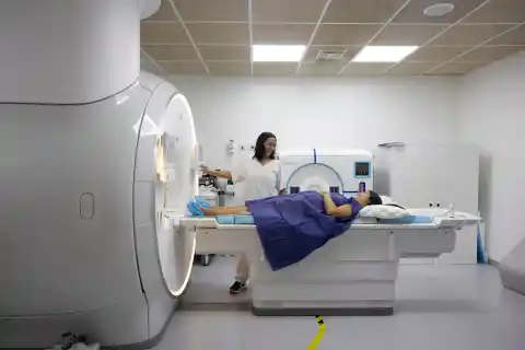 Imagen 1 de Las largas listas de espera en traumatología disparan la duración de las bajas laborales en Cataluña