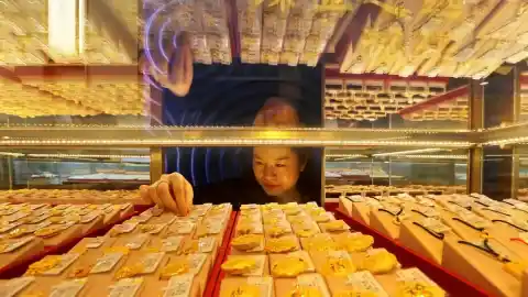 Imagen 1 de El oro marca otro récord histórico ante la incertidumbre geopolítica