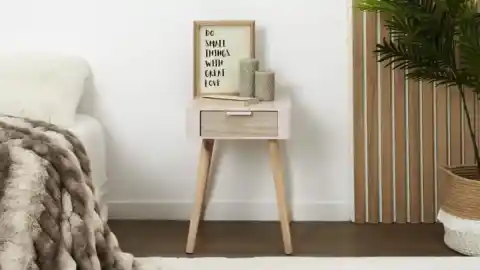 Imagen 1 de Seis mesitas de noche para todos los estilos y rebajadas hasta un 50% por Black Friday en Leroy Merlin