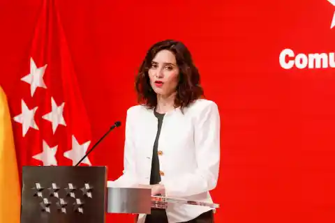 Imagen 1 de Ayuso aprueba un gasto extra de 106 millones de euros para el “reequilibrio” económico de tres hospitales de Quirón en 2025