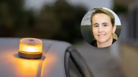 Imagen 1 de Ana Blanco, subdirectora de la DGT: "Con la Baliza V-16 no hay vocación de multar"