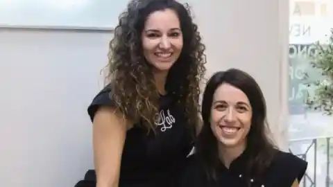 Imagen 1 de Marta Barrero y Elena Ramos, farmacéuticas: “Si no gestionas bien la glucosa, la piel lo paga”