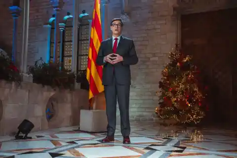 Imagen 1 de Salvador Illa usa su mensaje navideño para alertar sobre el auge ultra: “Sin humanidad no se puede construir un país”