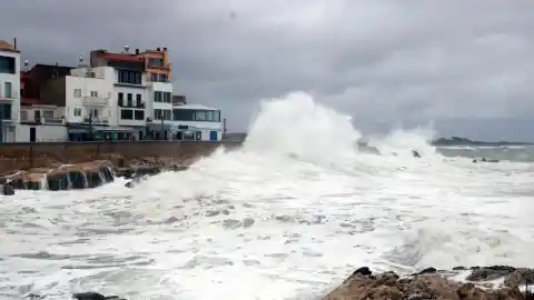 Imagen 1 de Cataluña en alerta por el temporal y posibles inundaciones en las próximas horas
