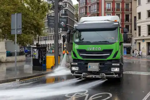 Imagen 1 de Empleados de guardia: los vigilantes de las uvas