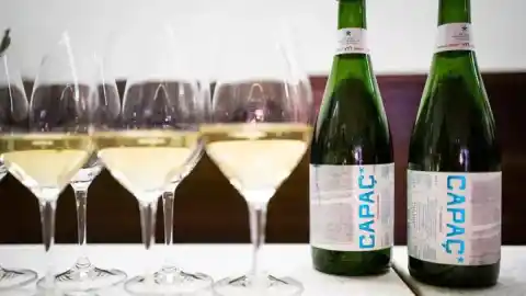 Imagen 1 de El vino catalán vuelve a ser solidario estas fiestas