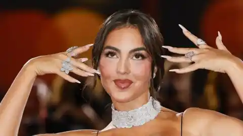 Imagen 1 de Telemadrid, condenada a indemnizar con 130.000 euros a Georgina Rodríguez y a su hermana por vulnerar su intimidad