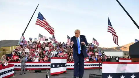 Imagen 1 de Los imperios económicos caen solos