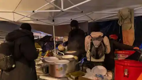 Imagen 1 de Drets Socials ya ha realojado 153 personas del antiguo asentamiento B9 de Badalona