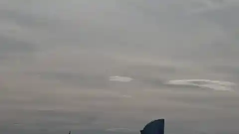 Imagen 1 de La gran vela de cristal junto a la de tela