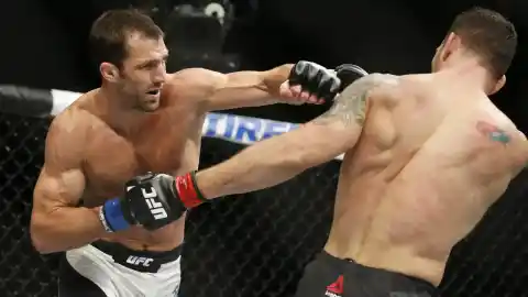 Imagen 1 de Luke Rockhold, excampeón de UFC, cree que Pimblett no merece pelear con Topuria: "Hacen lo posible para que tenga opciones"
