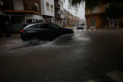 Imagen 1 de La Aemet prevé lluvias fuertes y persistentes en la Comunidad Valenciana, Baleares, Almería y Murcia