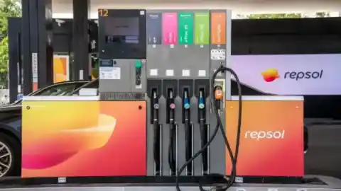 Imagen 1 de Repsol alcanza en 2025 las 1.500 estaciones de servicio con combustible 100% renovable