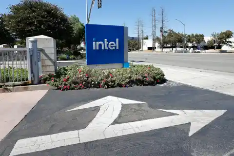 Imagen 1 de Intel cierra la venta de acciones a Nvidia y culmina la reorganización del capital con SoftBank y el Gobierno Trump