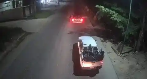 Imagen 1 de El Cartel Jalisco secuestra empresarios y clona coches militares en su último golpe en Chiapas