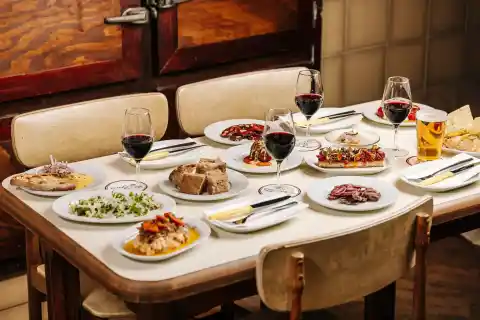 Imagen 1 de Els bars i restaurants més rellevants del 2025 a Catalunya