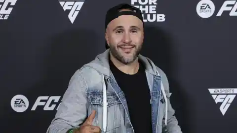 Imagen 1 de Kiko Rivera sugiere que está de nuevo enamorado: "Se cruzó en mi vida la mejor persona del mundo"