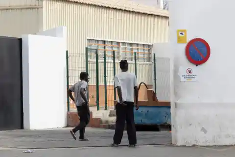 Imagen 1 de Canarias informa que hasta ahora se han derivado a 581 menores migrantes