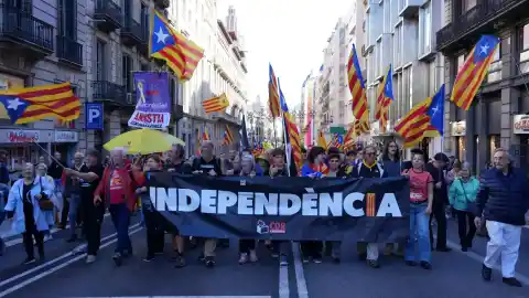 Imagen 1 de El apoyo hacia la independencia de Cataluña sigue a la baja y cae hasta el 39%, según el CIS catalán