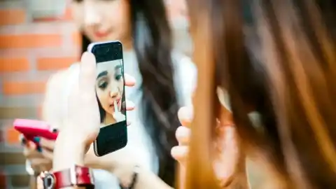 Imagen 1 de A OnlyFans le interesa (mucho) que sueñes con que puedes ser millonaria