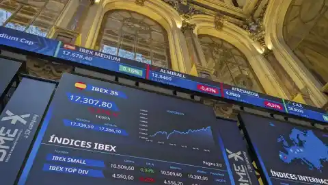 Imagen 1 de La bolsa cierra el 2025 con su mayor ascenso en más de tres décadas