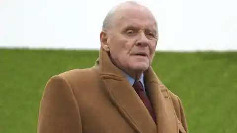 Imagen 1 de Anthony Hopkins celebra 50 años sin probar el alcohol: "La vida es mucho mejor"