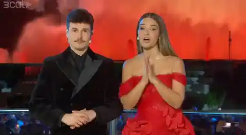 Imagen 1 de Campanadas de TV3 con Laura Escanes y Miki Nuñez, un festival publicitario