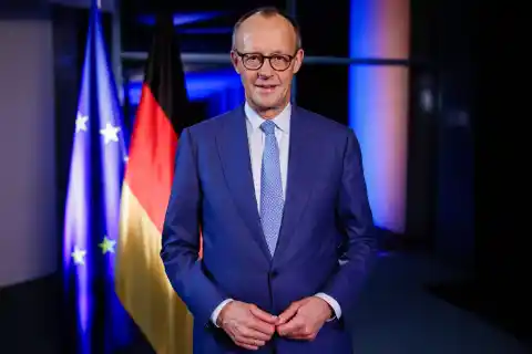 Imagen 1 de Merz y Macron alertan en sus discursos de Año Nuevo sobre la amenaza de Rusia contra Europa