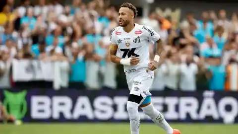 Imagen 1 de Neymar seguirá en el Santos un año más