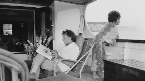 Imagen 1 de Kalizma, el yate de Elizabeth Taylor y Richard Burton que puedes alquilar por 100.000 euros