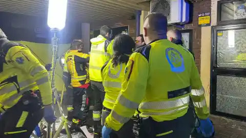 Imagen 1 de Muere un hombre apuñalado en una reyerta con armas blancas entre dos grupos en el distrito madrileño de Villaverde