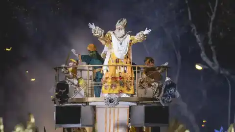 Imagen 1 de ¿Cómo hacen los Reyes Magos para repartir todos los regalos al mismo tiempo? Un reportaje de 'Noticias Cuatro' lo desvela