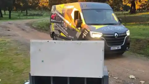 Imagen 1 de El dueño del 'Camión de los regalos' denuncia el robo de la caja fuerte con 60.000 €, pero plantea más ediciones