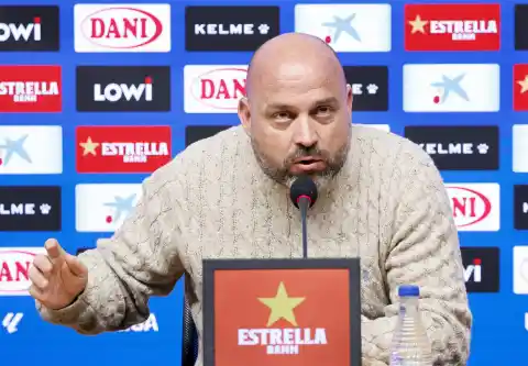 Imagen 1 de Manolo González, en la previa del Espanyol - Barcelona: “Lecciones de comportamiento no; recuerden cuando Figo fue al Camp Nou”