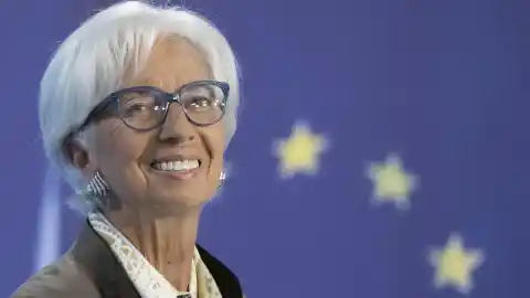 Imagen 1 de La presidenta del BCE, Christine Lagarde, cobra un 56% más que su sueldo oficial