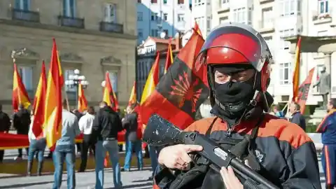 Imagen 1 de El 'espejo catalán' inquieta en el País Vasco